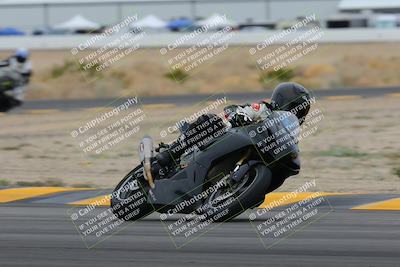 media/Jan-14-2023-SoCal Trackdays (Sat) [[497694156f]]/Turn 4 Set 2 (1030am)/